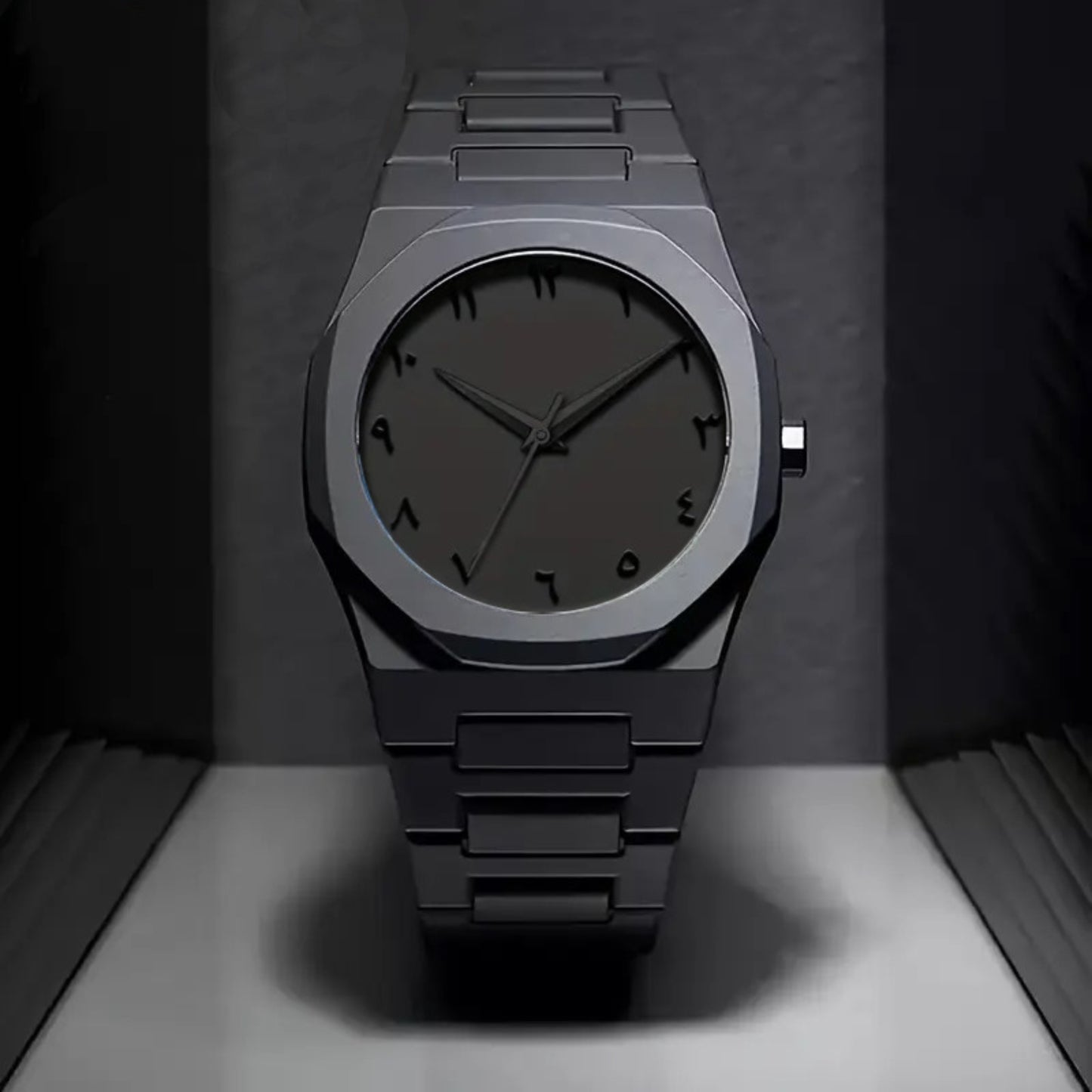 ساعة ارقام عربية عورا Aura Watch Arabic Number.